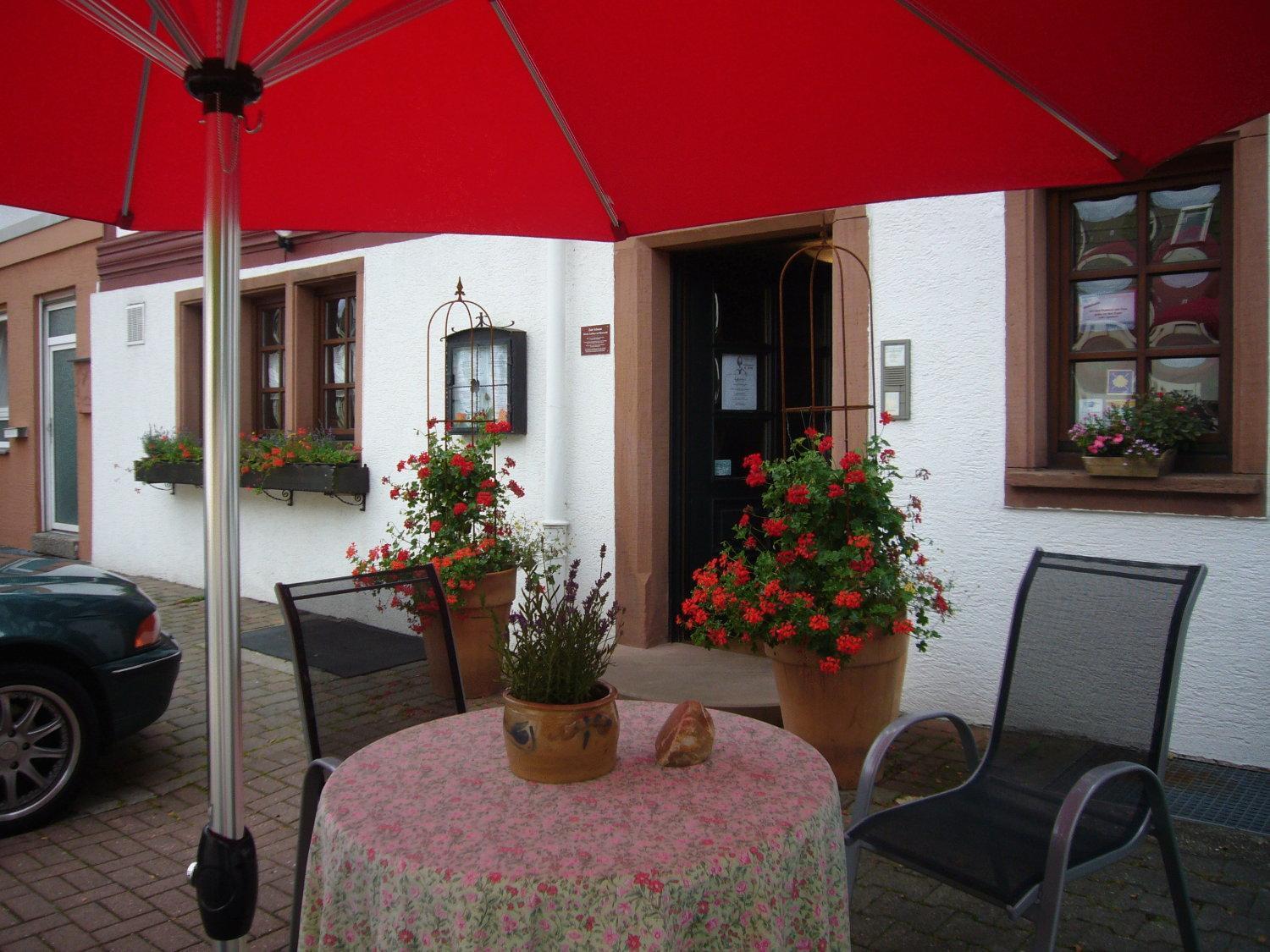 Landgasthof & Hotel "Zum Schwan" Gmbh Trippstadt Zewnętrze zdjęcie